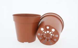 Bloempot 13 cm 8° hoog YZ