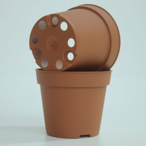 Flowerpot 8,3 cm 8° E